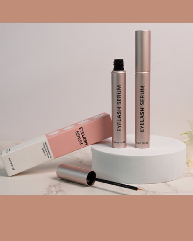 Sérum pour Cils – Soin Fortifiant aux Peptides &amp; Biotine